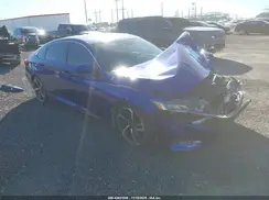 1HGCV1F33JA132186 2018 HONDA ACCORD