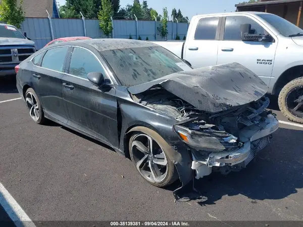1HGCV1F33JA133175 2018 HONDA ACCORD - Image 1