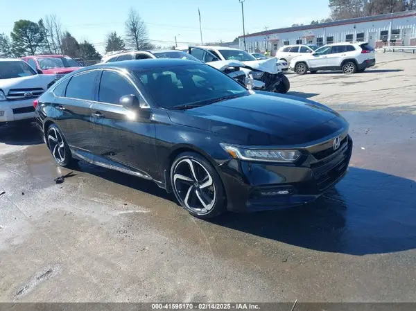 1HGCV1F33JA133273 2018 HONDA ACCORD - Image 1