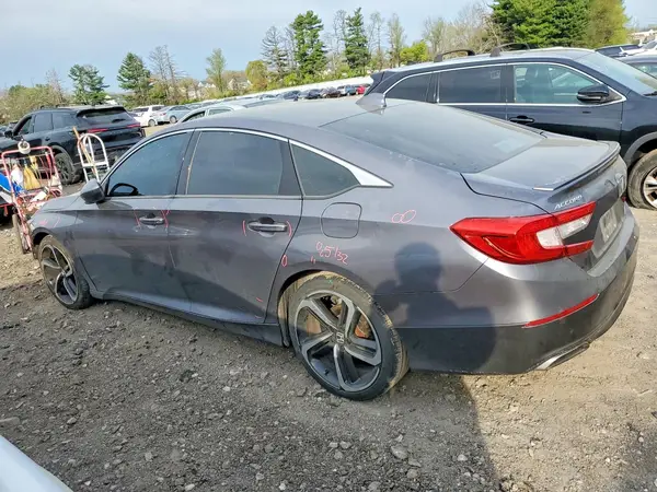 1HGCV1F33JA135265 2018 HONDA ACCORD - Image 2