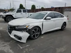 1HGCV1F33JA139204 2018 HONDA ACCORD