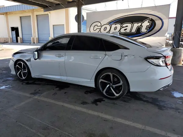 1HGCV1F33JA141051 2018 HONDA ACCORD - Image 2