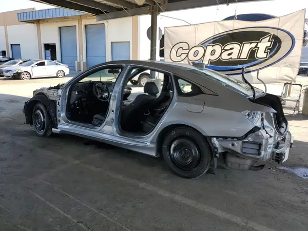 1HGCV1F33JA143401 2018 HONDA ACCORD - Image 2