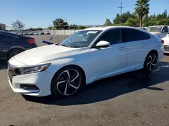 1HGCV1F33JA147268 2018 HONDA ACCORD