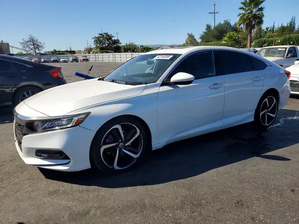 1HGCV1F33JA147268 2018 HONDA ACCORD - Image 1