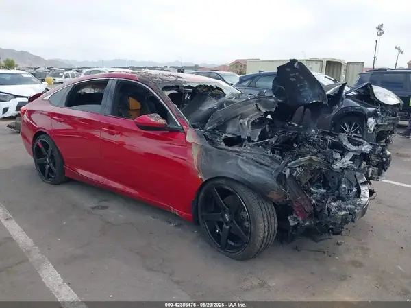 1HGCV1F33JA154446 2018 HONDA ACCORD - Image 1