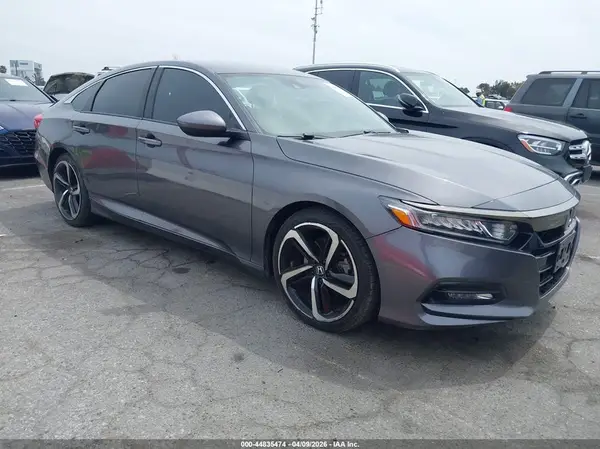 1HGCV1F33JA163034 2018 HONDA ACCORD - Image 1