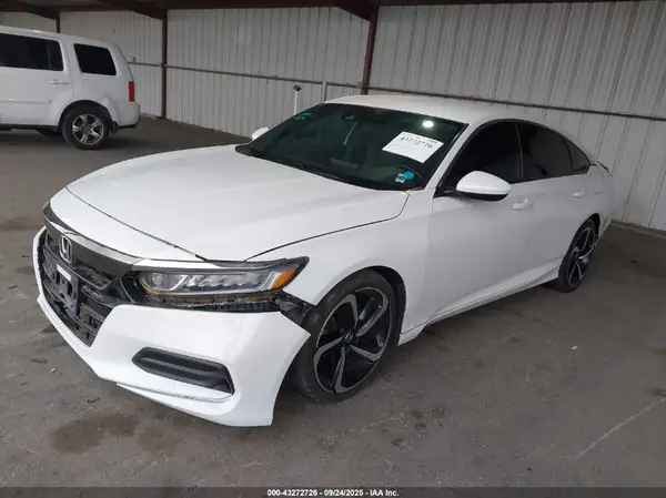 1HGCV1F33JA163969 2018 HONDA ACCORD - Image 2
