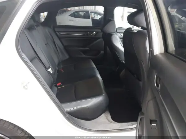 1HGCV1F33JA163969 2018 HONDA ACCORD - Image 8