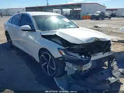 1HGCV1F33JA164135 2018 HONDA ACCORD
