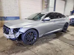 1HGCV1F33JA165060 2018 HONDA ACCORD