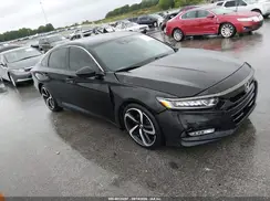 1HGCV1F33JA166564 2018 HONDA ACCORD