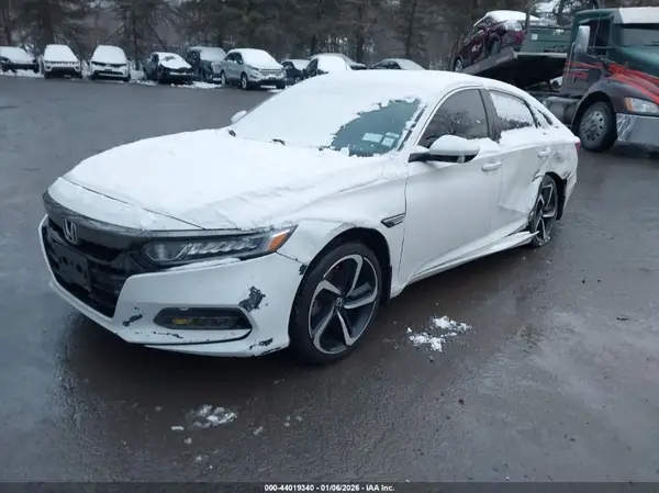 1HGCV1F33JA170193 2018 HONDA ACCORD - Image 2