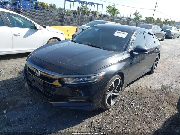 1HGCV1F33JA170890 2018 HONDA ACCORD - Image 2