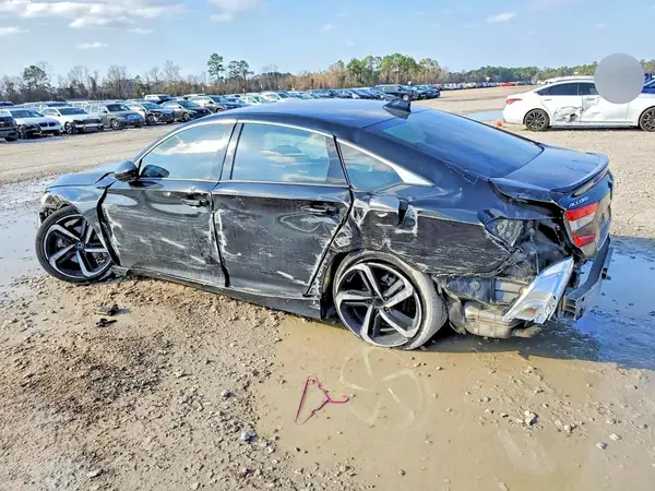 1HGCV1F33JA174714 2018 HONDA ACCORD - Image 2
