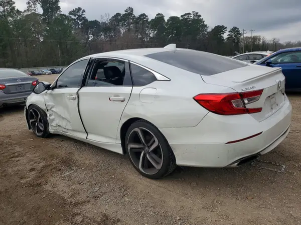 1HGCV1F33JA177919 2018 HONDA ACCORD - Image 2