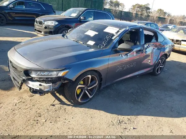 1HGCV1F33JA178892 2018 HONDA ACCORD - Image 2
