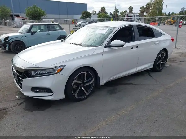 1HGCV1F33JA179279 2018 HONDA ACCORD - Image 2