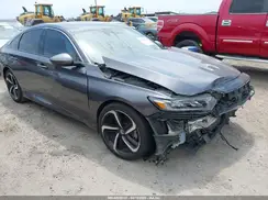 1HGCV1F33JA179413 2018 HONDA ACCORD