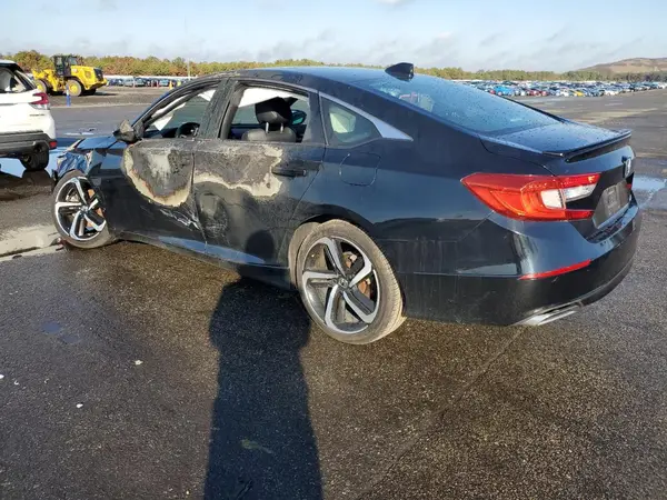 1HGCV1F33JA180187 2018 HONDA ACCORD - Image 2