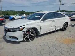 1HGCV1F33JA184756 2018 HONDA ACCORD