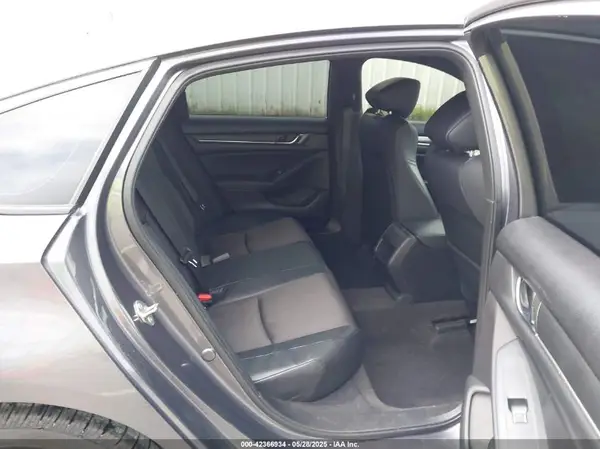 1HGCV1F33JA185048 2018 HONDA ACCORD - Image 8
