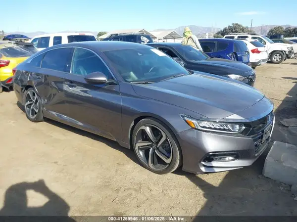 1HGCV1F33JA186359 2018 HONDA ACCORD - Image 1