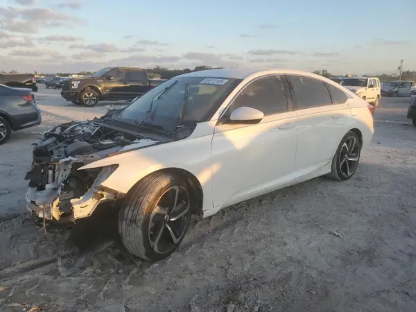 1HGCV1F33JA186524 2018 HONDA ACCORD - Image 1
