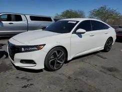 1HGCV1F33JA186555 2018 HONDA ACCORD