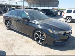 1HGCV1F33JA186796 2018 HONDA ACCORD
