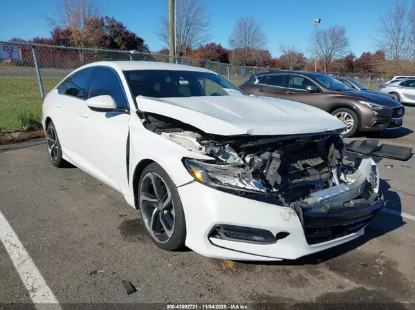 1HGCV1F33JA188354 2018 HONDA ACCORD - Image 1
