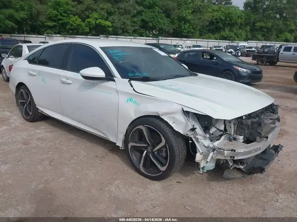 1HGCV1F33JA189259 2018 HONDA ACCORD