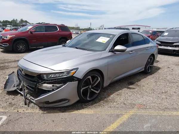 1HGCV1F33JA190217 2018 HONDA ACCORD - Image 2