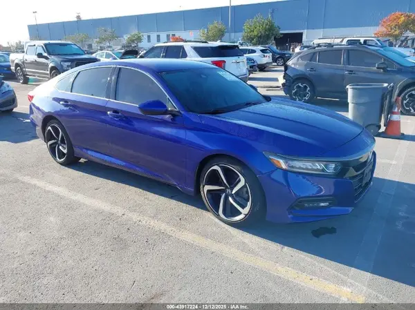 1HGCV1F33JA193750 2018 HONDA ACCORD - Image 1