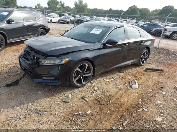 1HGCV1F33JA199015 2018 HONDA ACCORD - Image 2