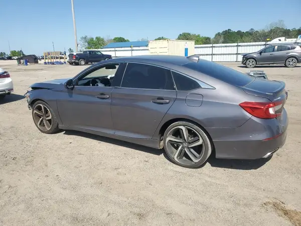 1HGCV1F33JA201605 2018 HONDA ACCORD - Image 2