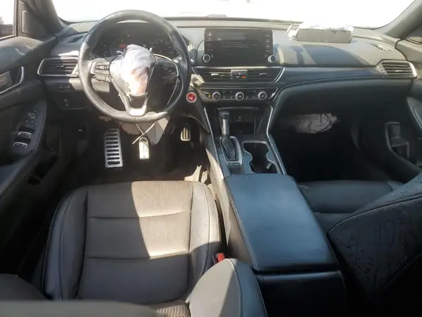 1HGCV1F33JA201605 2018 HONDA ACCORD - Image 8