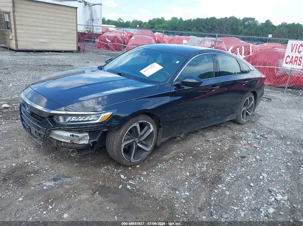 1HGCV1F33JA203872 2018 HONDA ACCORD - Image 2