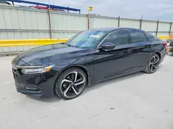 1HGCV1F33JA204035 2018 HONDA ACCORD