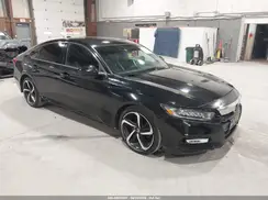 1HGCV1F33JA204116 2018 HONDA ACCORD