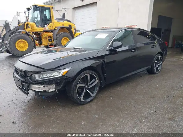 1HGCV1F33JA204116 2018 HONDA ACCORD - Image 2