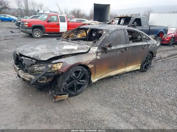 1HGCV1F33JA204441 2018 HONDA ACCORD - Image 2