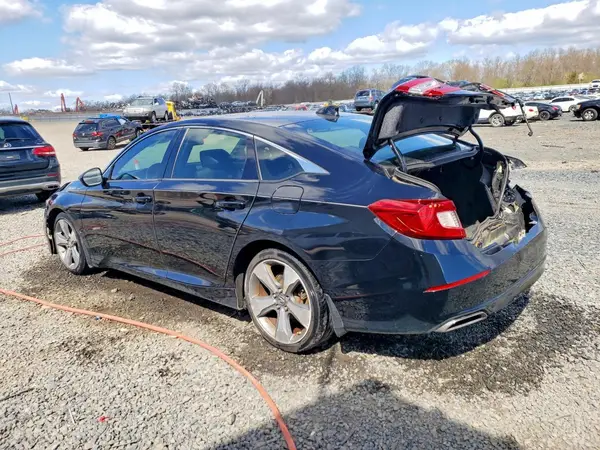 1HGCV1F33JA205220 2018 HONDA ACCORD - Image 2