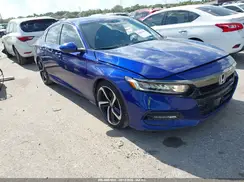 1HGCV1F33JA210417 2018 HONDA ACCORD