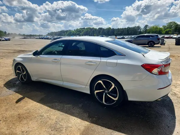 1HGCV1F33JA211759 2018 HONDA ACCORD - Image 2