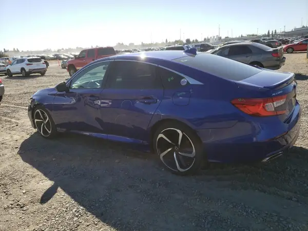 1HGCV1F33JA214239 2018 HONDA ACCORD - Image 2