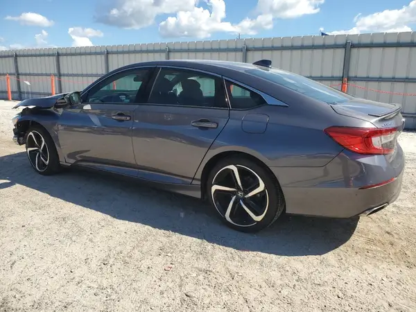 1HGCV1F33JA214368 2018 HONDA ACCORD - Image 2