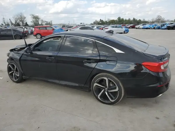 1HGCV1F33JA224365 2018 HONDA ACCORD - Image 2