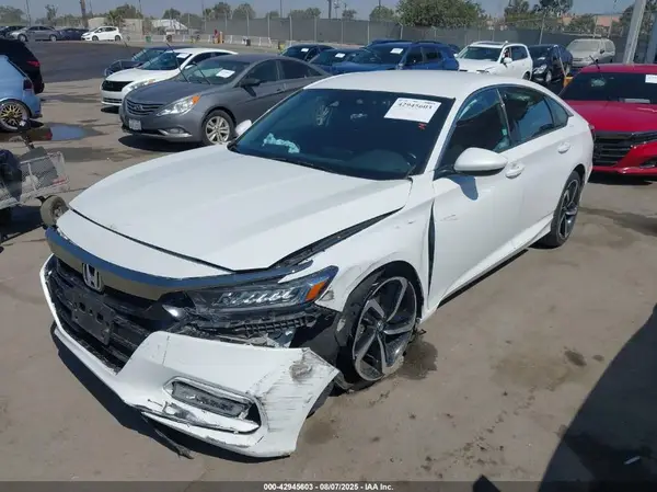1HGCV1F33JA225144 2018 HONDA ACCORD - Image 2