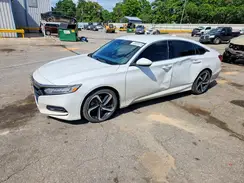 1HGCV1F33JA225158 2018 HONDA ACCORD